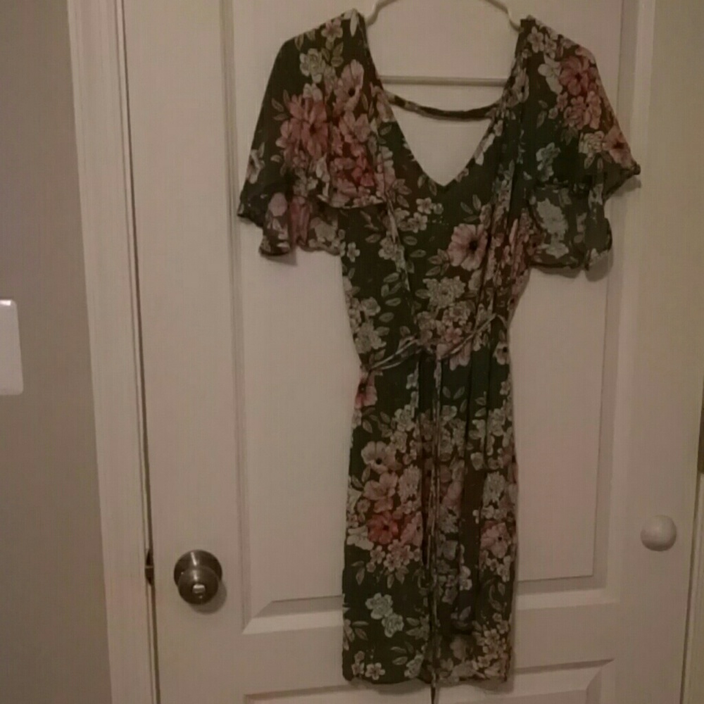 Emerald green floral mini dress/long top